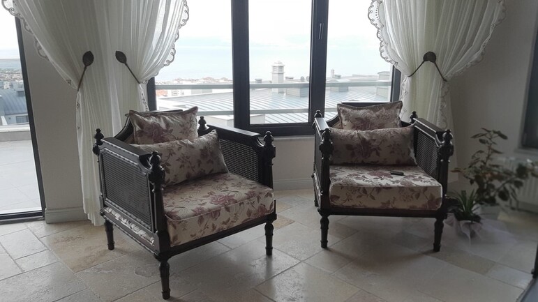 - Erva Taht Berjer  - Erva Taht Berjer