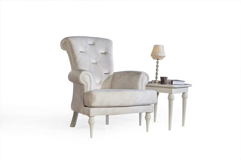 - Royal Chester Berjer  - Royal Chester Berjer